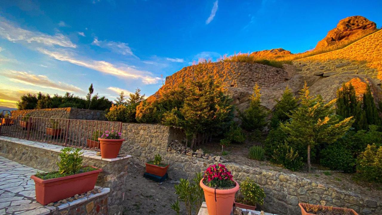 La Casa Del Tempo Bed & Breakfast Cerami Exterior photo